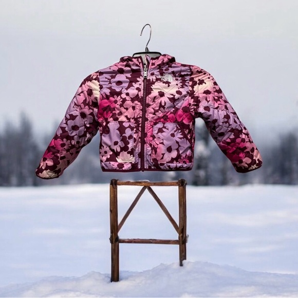 The North Face Kids' Pink/Floral reversible Perrito hooded Jacket size 4